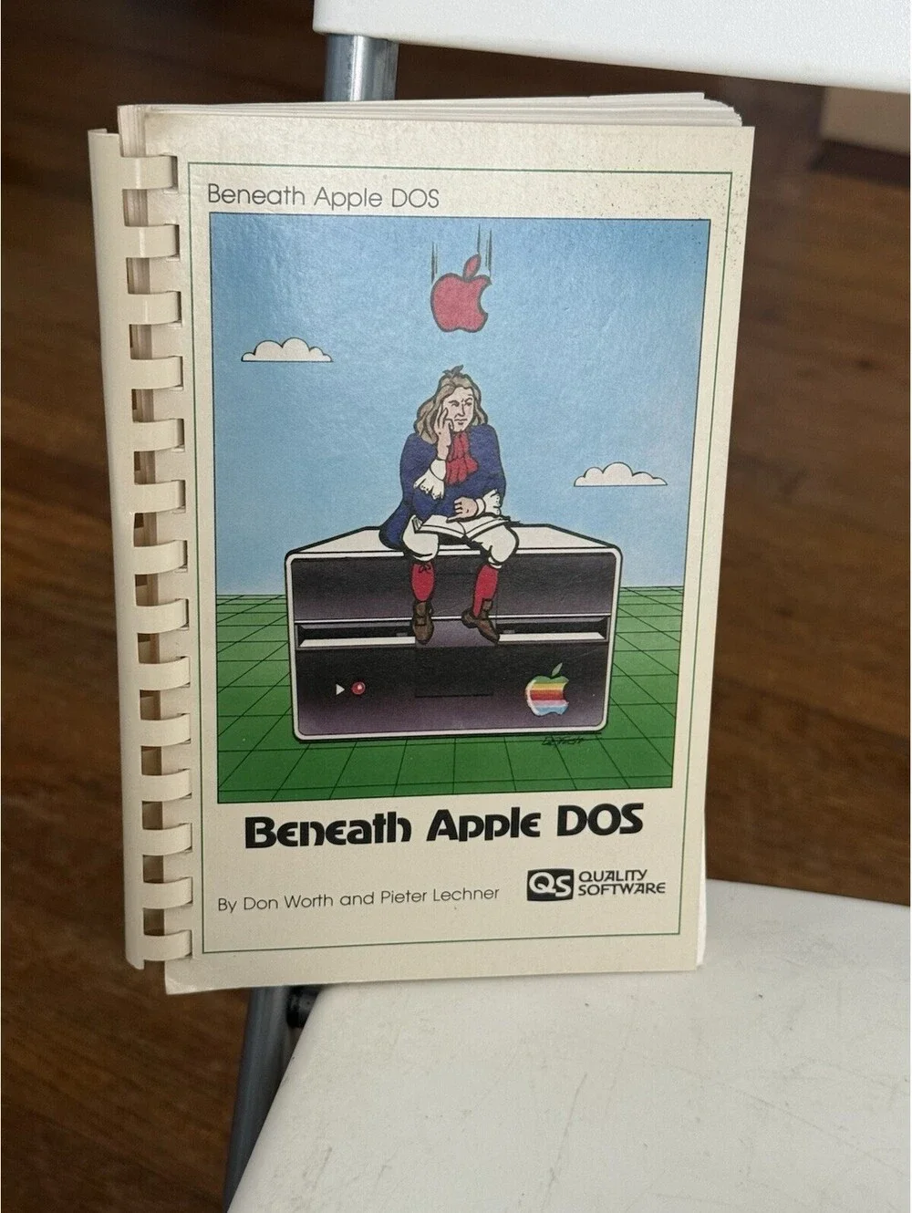 Beneath Apple DOS by Don Worth and Peter Lechner QS Quality Software 1981